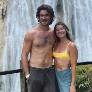 seyahat videolari ile taninan fenomen cift hayatini kaybetti clzOrIND