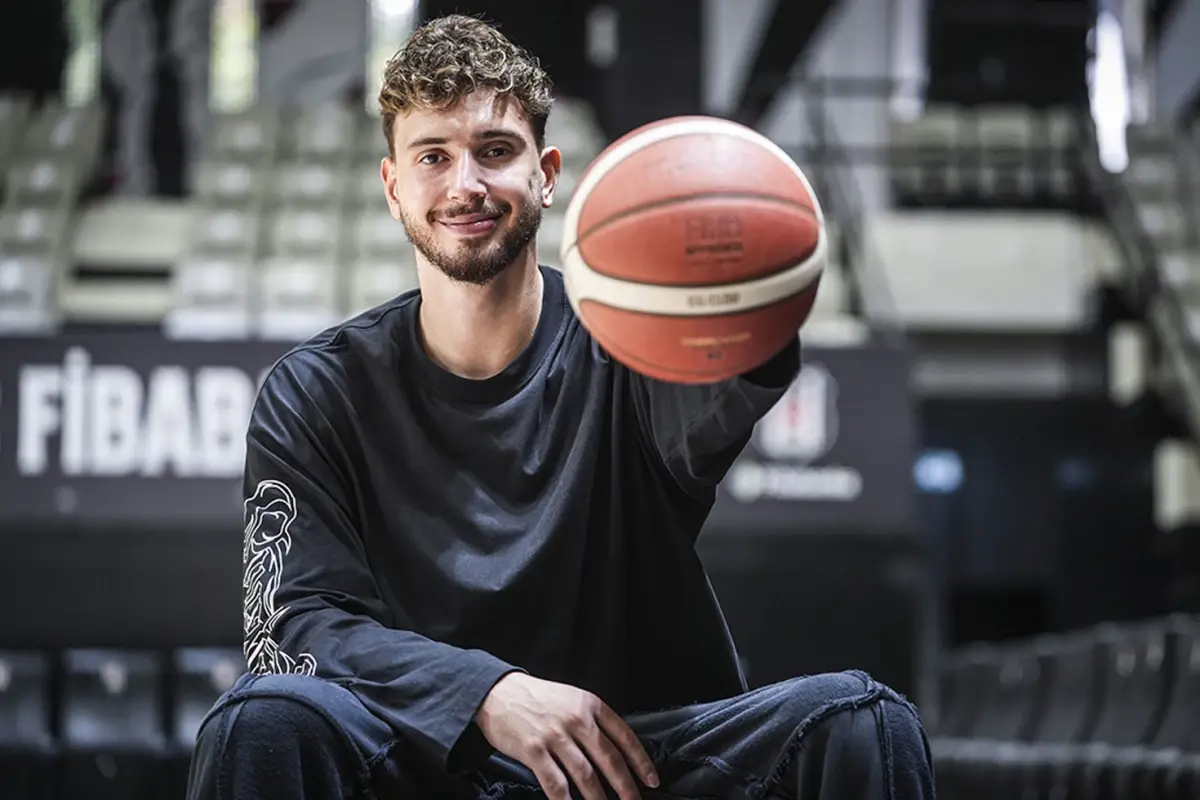 aileler tanisiyor iste alperen sengunun kiz arkadasi ccbdCv4y