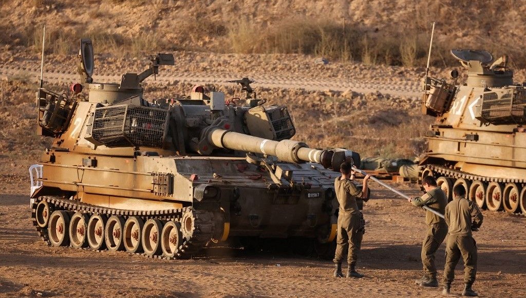 israil ordusundan suriyede baskin askerler koy halkini zorladi wXGgAXMP