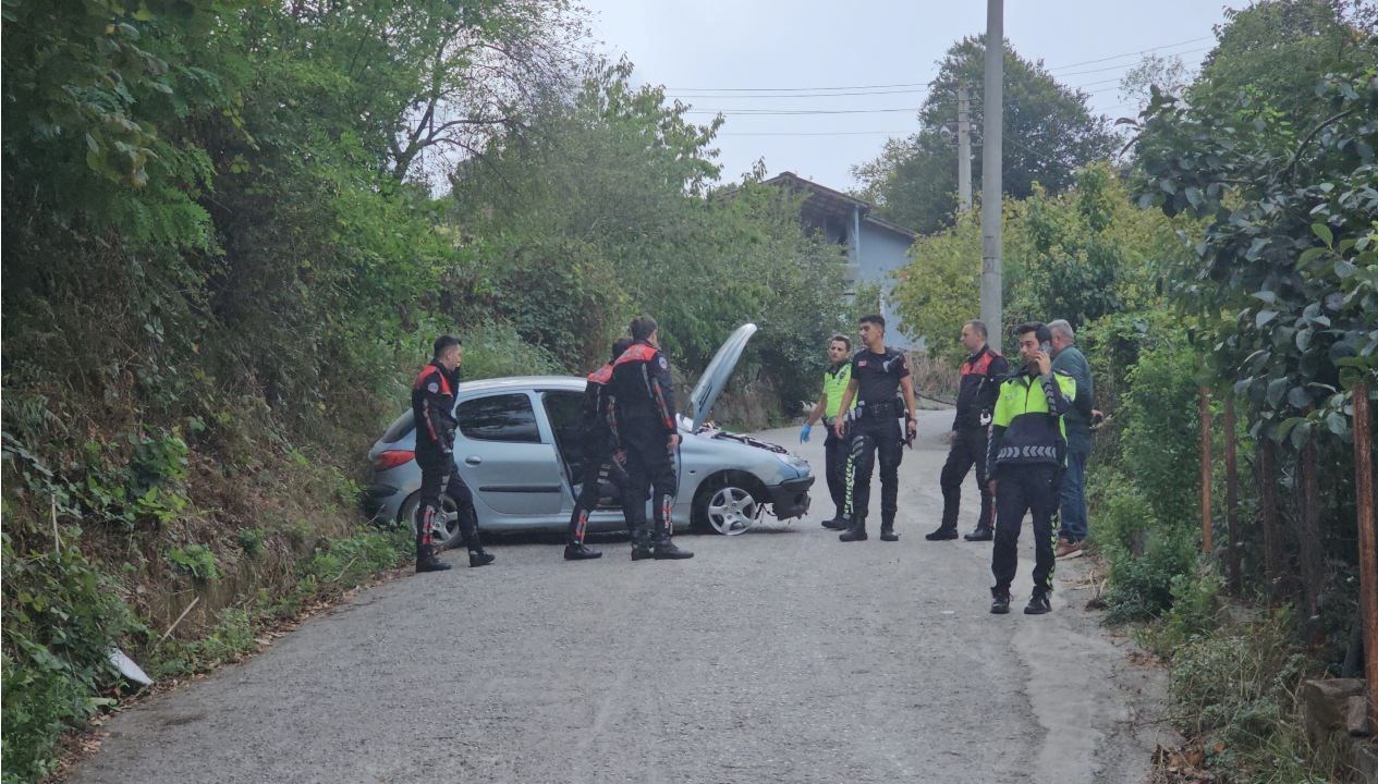 jandarmadan kacti lastigi patlayinca kaza yapti JyDCcWAS