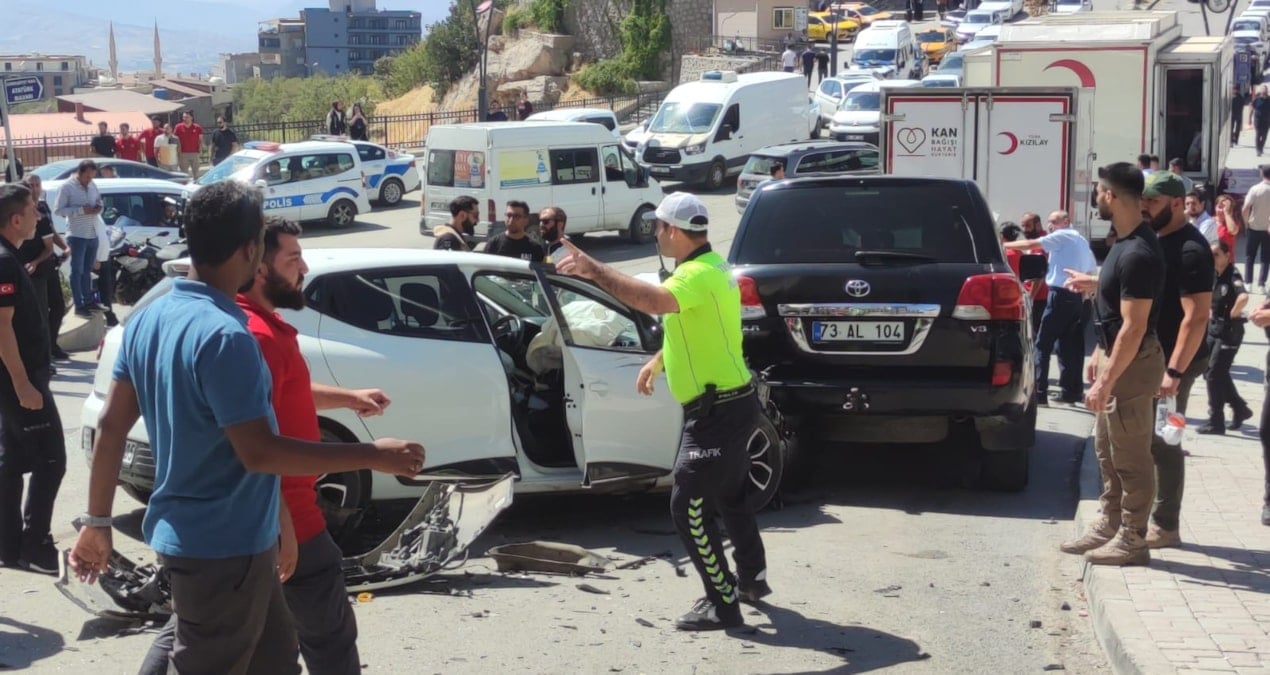 sirnakta zincirleme kaza 3 yarali q1YPsdR1