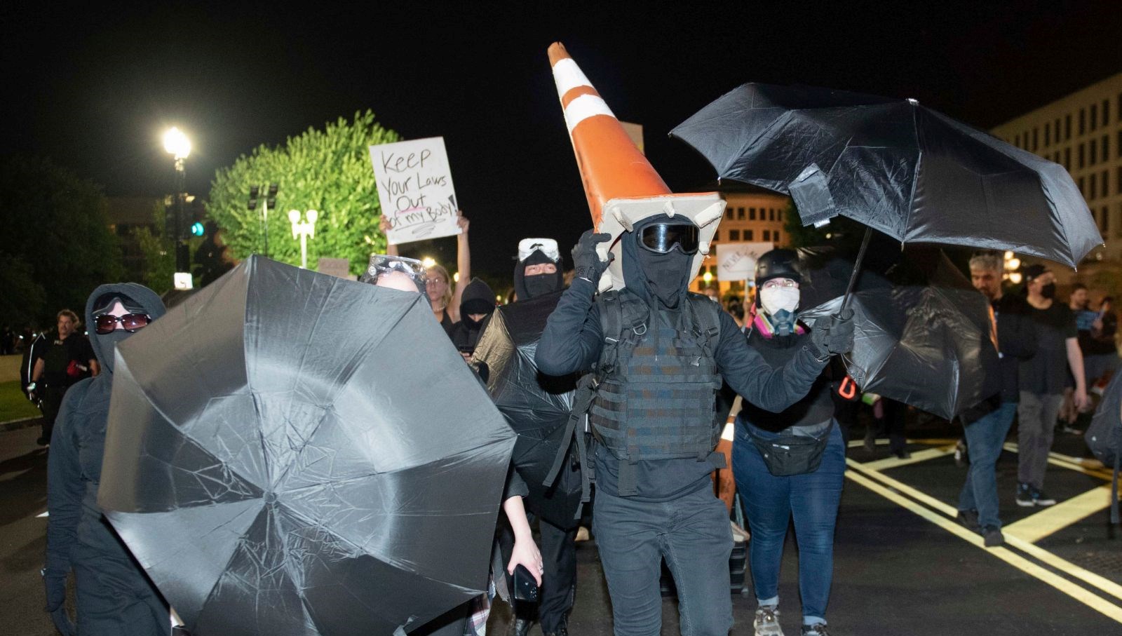 trumpin teror orgutu ilan ettigi antifa nedir 5DsfvNpK