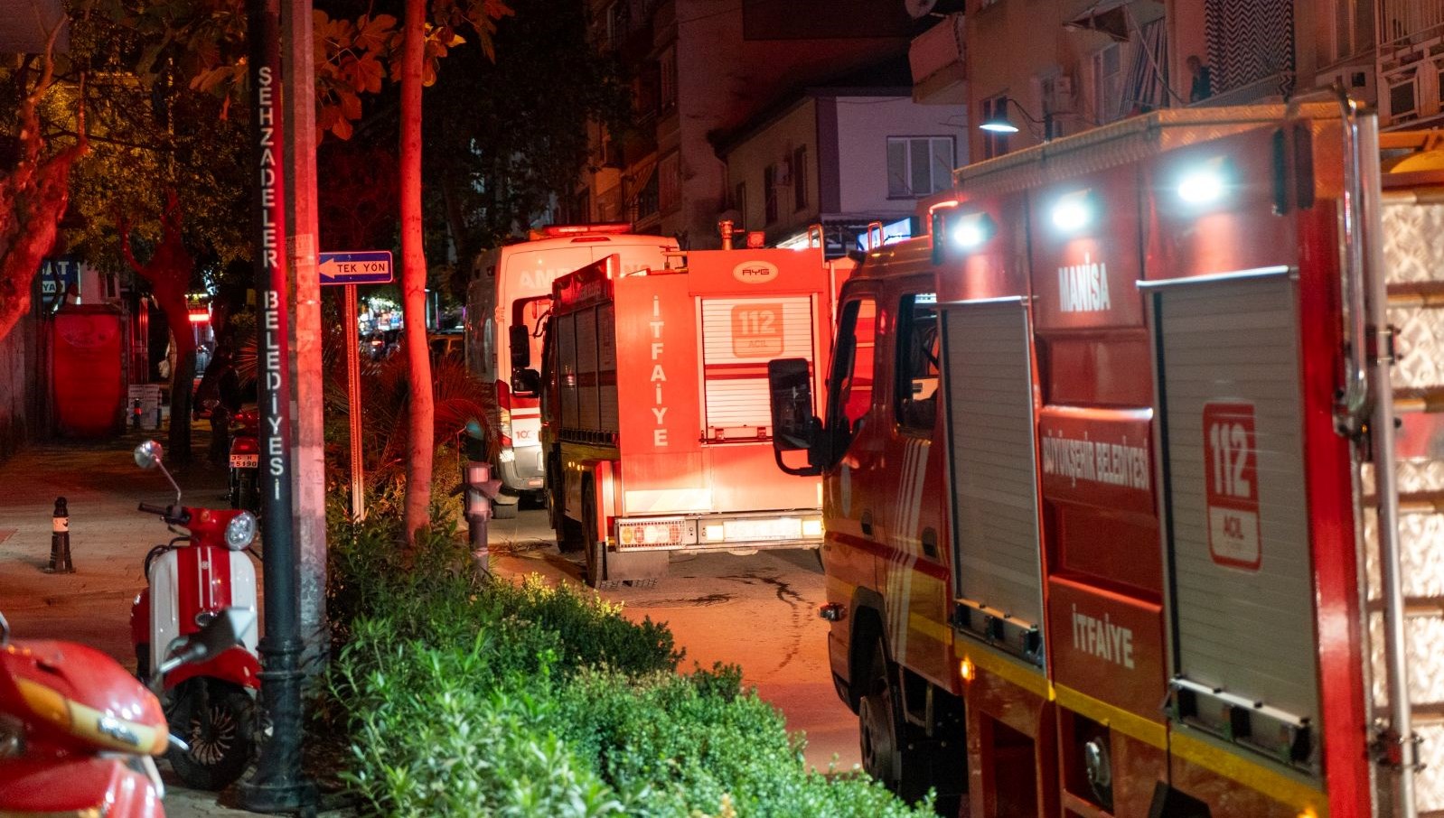 esine kizdi evini atese verdi q3bcefDU.jpg