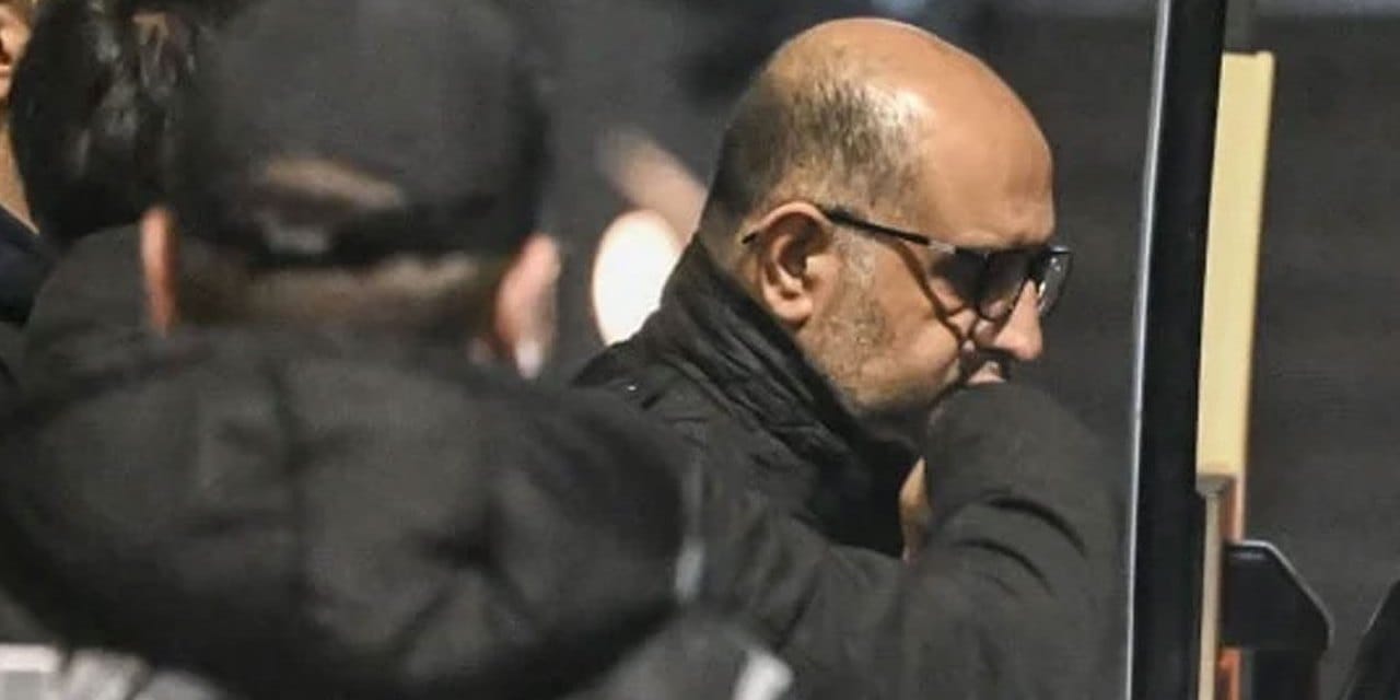 aziz ihsan aktasin ortagi adam silah cekti sesini cikarmadin iste iddianamede gecen akpli belediyeler aj1jRkqS.jpg