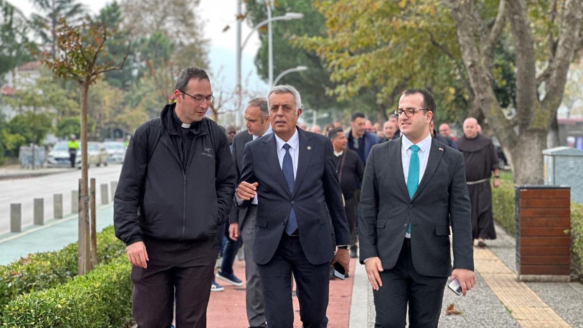 papa leonun turkiye ziyareti oncesi vatikan heyeti iznike geldi gQLs3WvB.jpg